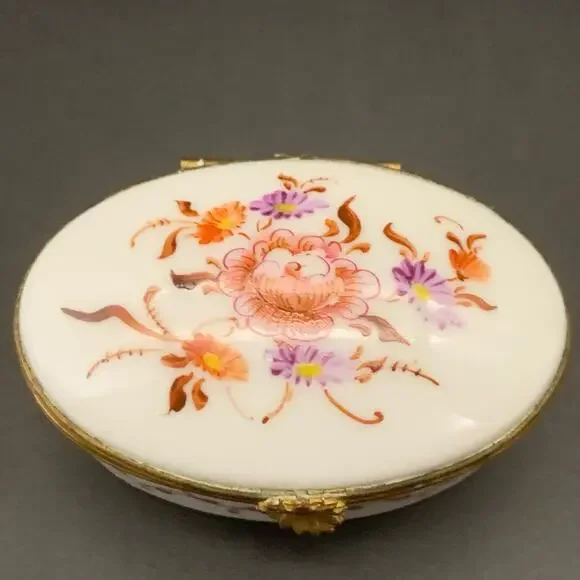 Vintage Limoges France Floral Hinged Fine Porcelain Trinket Box
Hand Painted - Picture 3 of 12